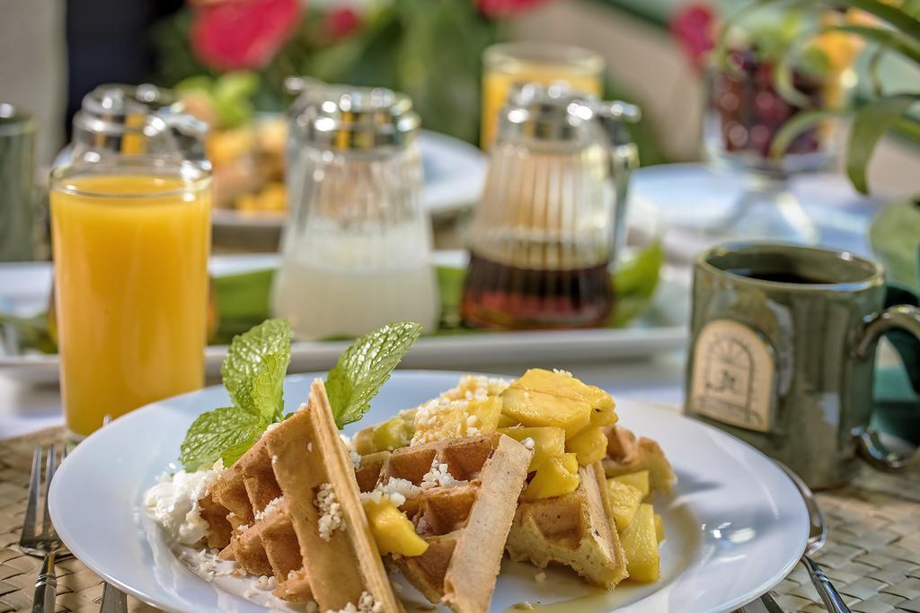 The Historic Wailuku Inn Maui Ngoại thất bức ảnh